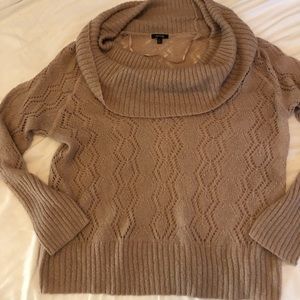 Lightweight sweater